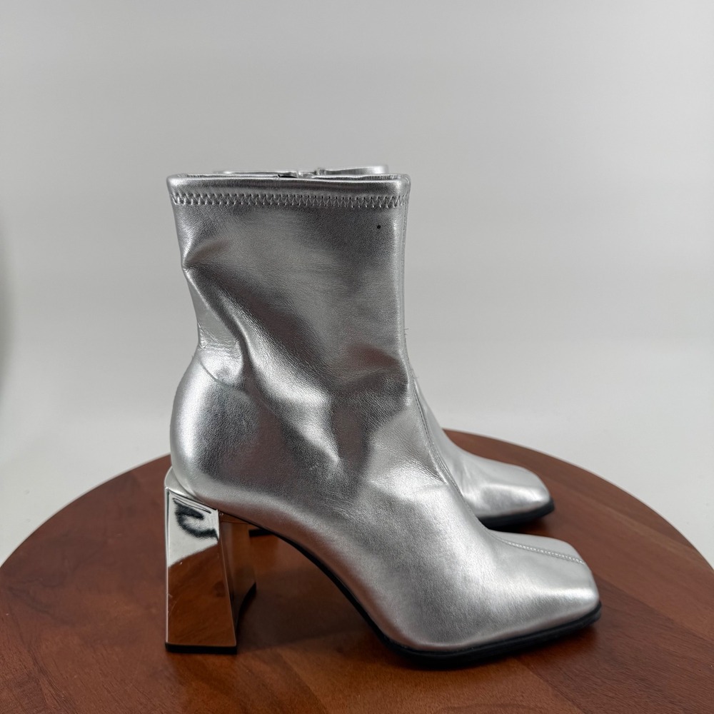 Gianni Bini Borderline Silver Metallic Square Toe Block Heel  Boots Womens‎ 6.5M